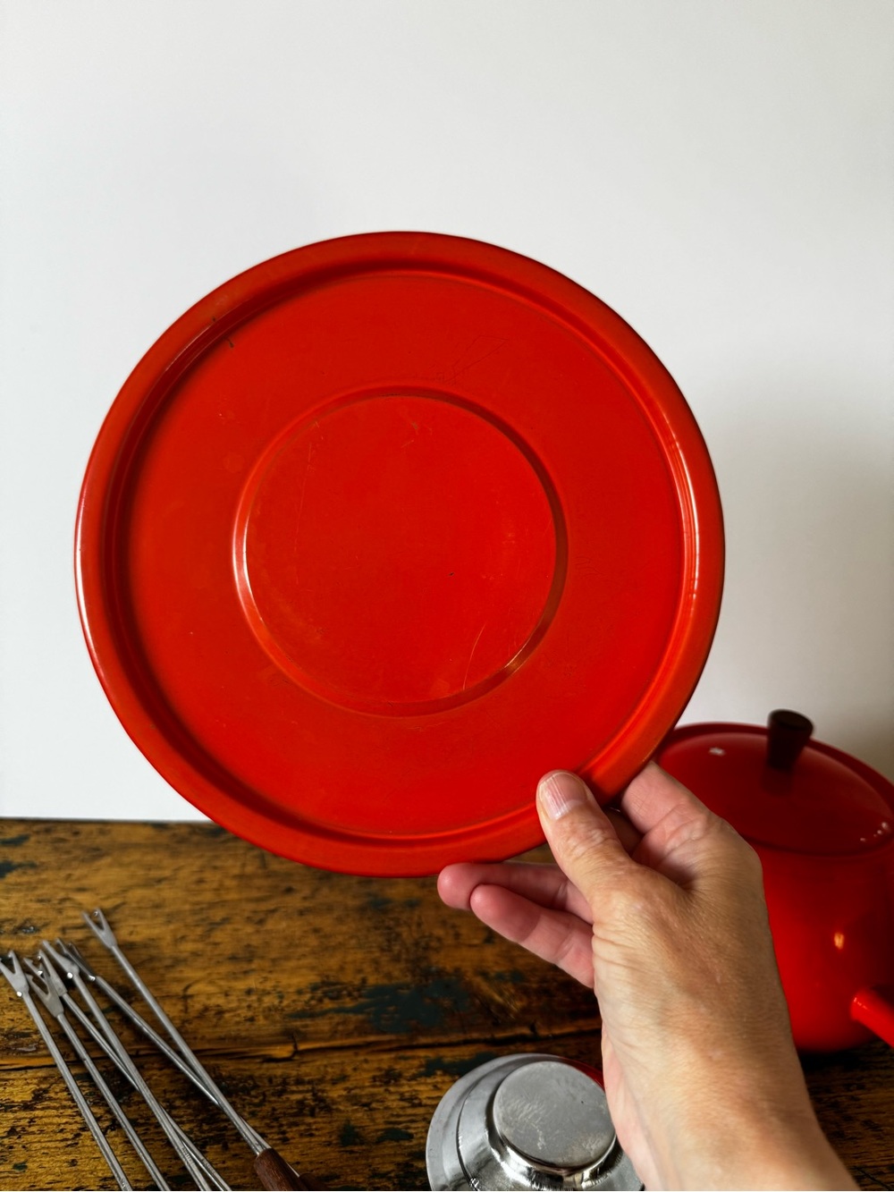Orange Enamel Chocolate Fondue Pot with Wooden Handle - Brand Unspecified - Picture 11 of 14